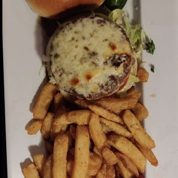 Fitzwilly's Restaurant - Bars Near Me - Northampton, Massachusetts