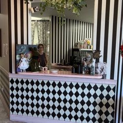 Alice's Teapot Cafe