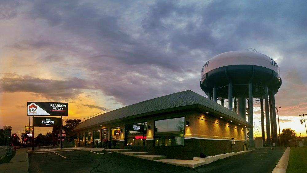 ERA REARDON REALTY Updated August 2024 910 N West Ave, Jackson