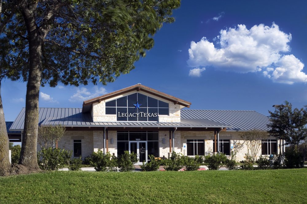 PROSPERITY BANK REDBUD Updated October 2024 1800 Redbud Blvd