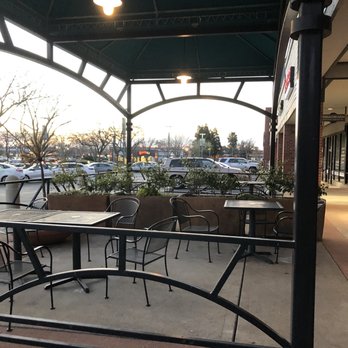 Folsom Palace - Outside seating patio - Chinese Near Me - Folsom, California Folsom Palace - Outside seating patio - Chinese Near Me - Folsom, California