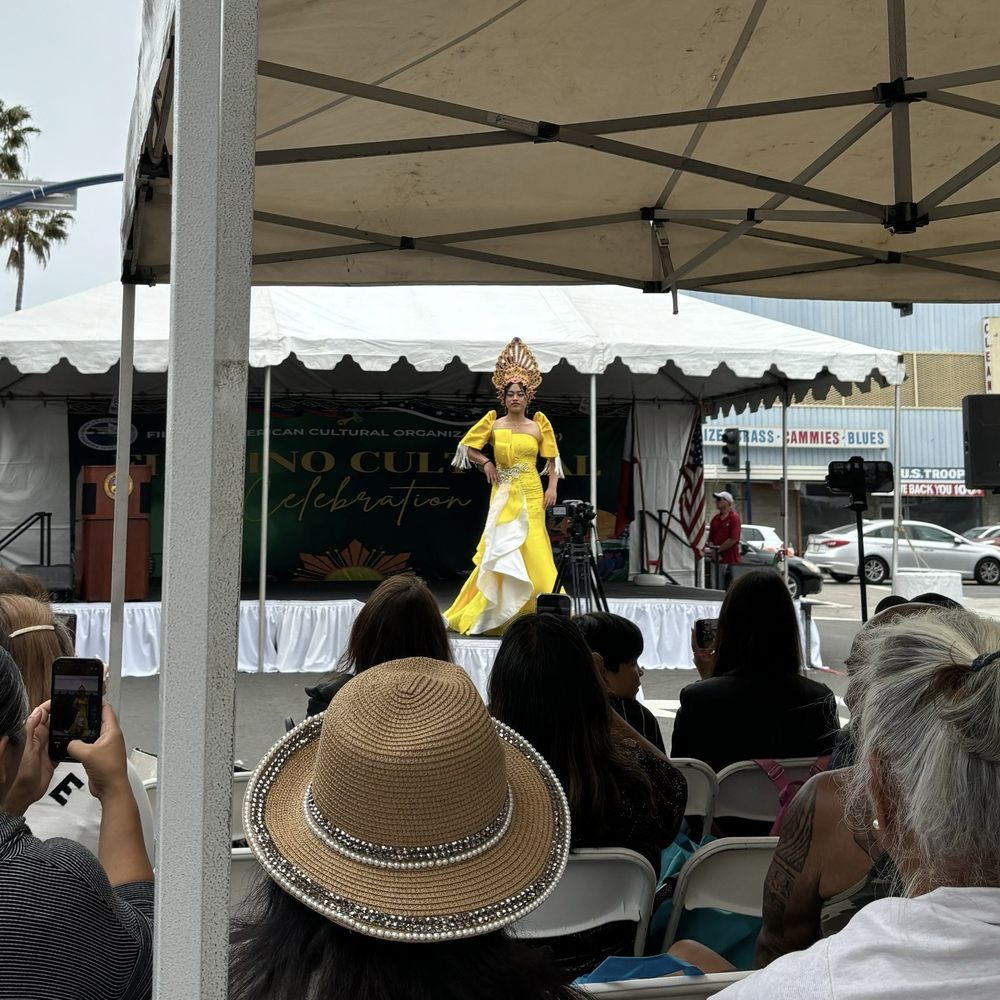 Oceanside Farmer's Market - Performer - Farmers Market Near Me - Oceanside, California