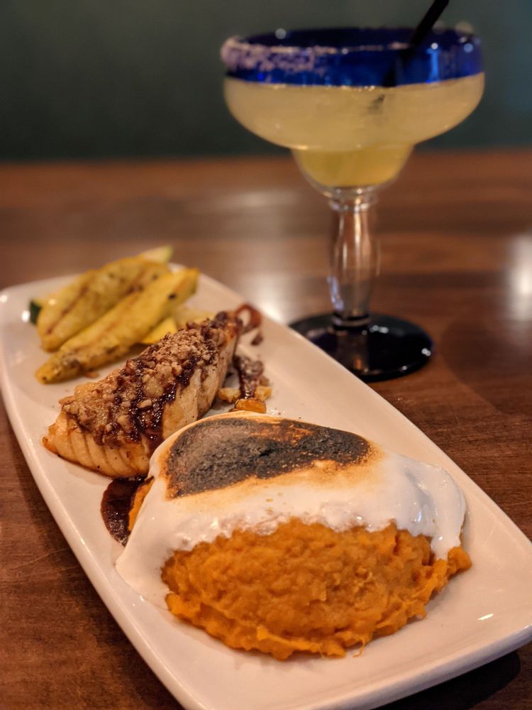 BLUE AGAVE GRILL Updated October 2024 345 Photos & 570 Reviews