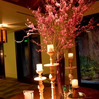 Madera - Nice classy decor - New American Near Me - Menlo Park, California