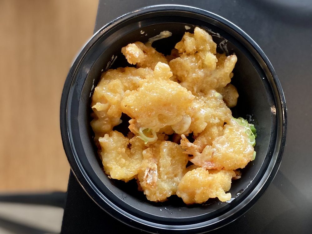 YUMI Sushi Tea & Sake