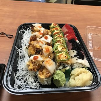 Sen Sushi Bar - Fuji, bbq eel and oranda rolls - Sushi Bars Near Me - Oak Park, Illinois Sen Sushi Bar - Fuji, bbq eel and oranda rolls - Sushi Bars Near Me - Oak Park, Illinois