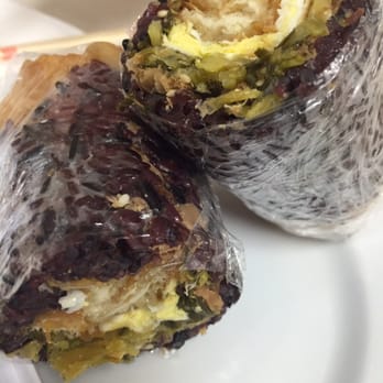 Huge Tree Pastry - Vegetarian fan tuan with purple rice, egg and pickled vegetables. - Taiwanese Near Me - Monterey Park, California Huge Tree Pastry - Vegetarian fan tuan with purple rice, egg and pickled vegetables. - Taiwanese Near Me - Monterey Park, California