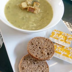 Foto Cafe - Cauliflower soup Keitto €7.90