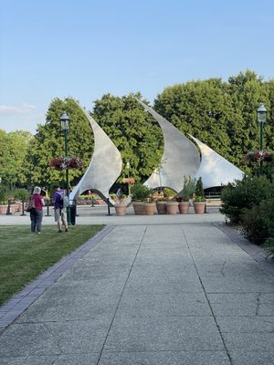 Franklin Park Conservatory and Botanical Gardens by null