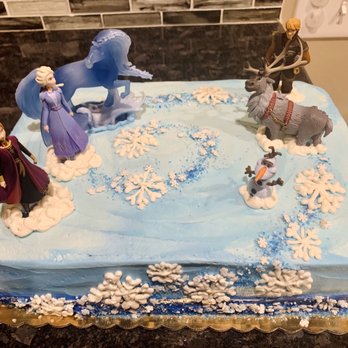 Luca Pastry - Custom Order Cake - Bakeries Near Me - Canton, Michigan