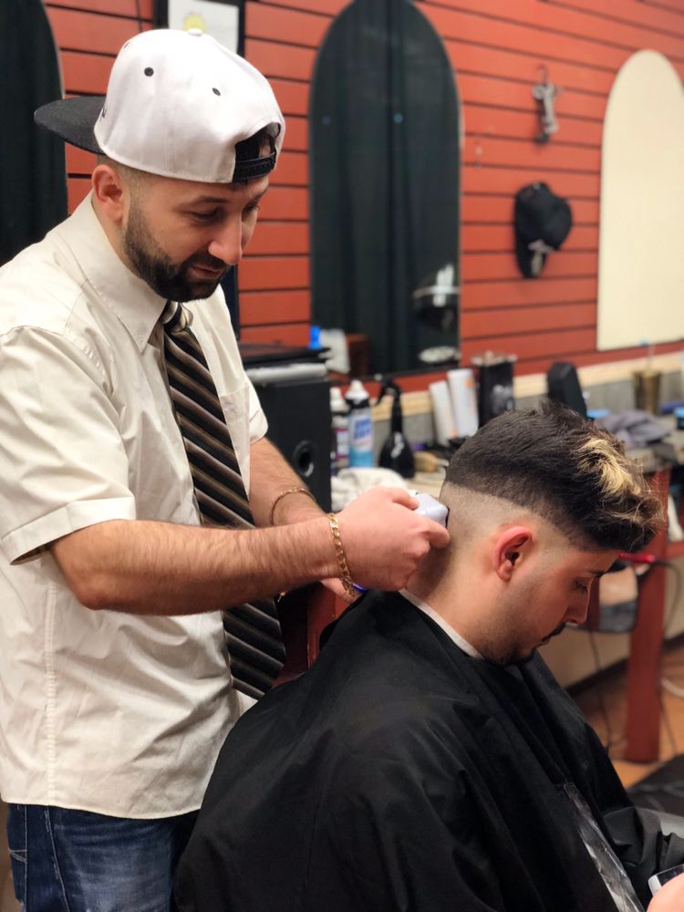 BAJO HAIRCUTS 10 Reviews 20535 Douglas Crescents, Langley, British