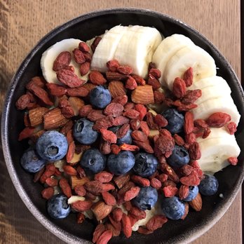 Bowl Market - Build your own - three grain porridge with bananas, blueberries, salted almonds & goji berries - Cafes Near Me - Copenhagen, 84