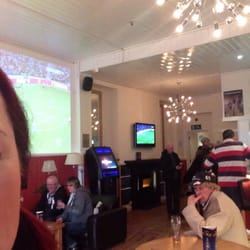 Vinnie's - Great for watching footie