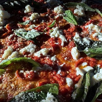 Dantes Pizzeria & Trattoria - Pizza Near Me - Grayson, Georgia Dantes Pizzeria & Trattoria - Pizza Near Me - Grayson, Georgia
