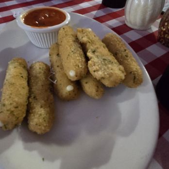Monte Bello Pizzeria - Mozzarella sticks - Pizza Near Me - Saint Louis, Missouri Monte Bello Pizzeria - Mozzarella sticks - Pizza Near Me - Saint Louis, Missouri