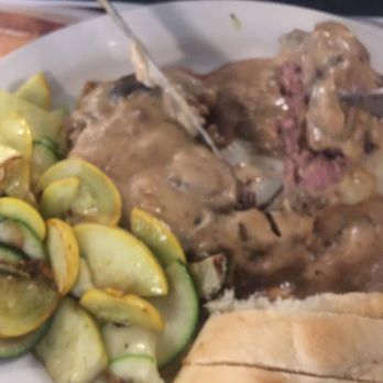 Metro Diner - Salisbury steak - American Near Me - Fredericksburg, Virginia Metro Diner - Salisbury steak - American Near Me - Fredericksburg, Virginia