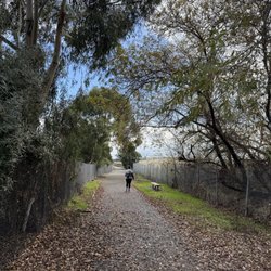 Oyster Bay Regional Shoreline - Trail