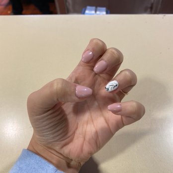 Yumi's Nail & Spa - the white and black finger is supposed to be "marble" - Nail Salons Near Me - Rocky Point, New York Yumi's Nail & Spa - the white and black finger is supposed to be "marble" - Nail Salons Near Me - Rocky Point, New York