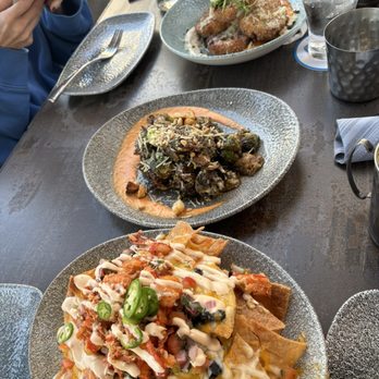 Lamplight Lounge - New American Near Me - Anaheim, California
