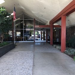 Golden Living Center - Entrance