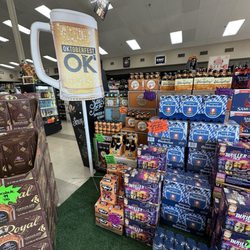B&B Liquor Warehouse - Seasonal display
