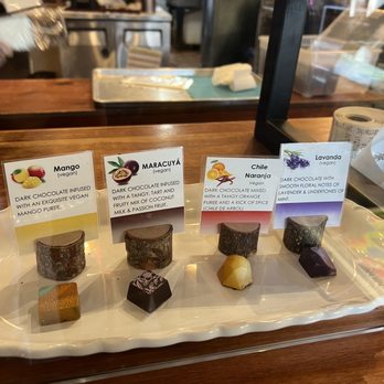 Casa De Chocolates - Chocolatiers & Shops Near Me - Berkeley, California