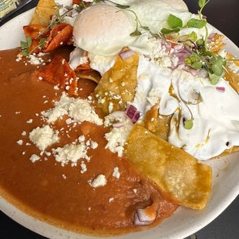 Mia's Cafe - Chilaquiles - Cafes Near Me - Signal Hill, California Mia's Cafe - Chilaquiles - Cafes Near Me - Signal Hill, California