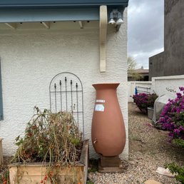 Rain barrel with gutter