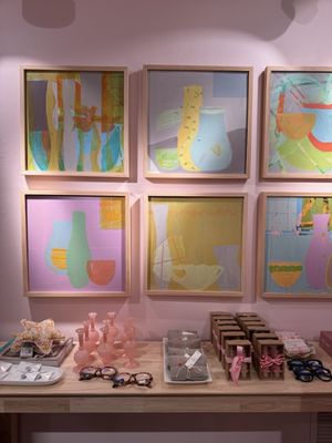 Quirk Gallery by null