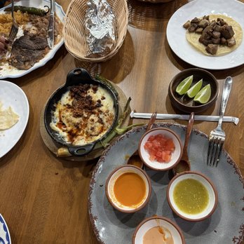Amores - Great sampling of menu options. Loved it all, - Mexican Near Me - Claremont, California