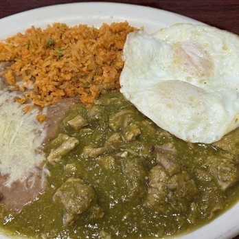 Las Lomas Restaurant - Chile Verde - Mexican Near Me - Sylmar, California Las Lomas Restaurant - Chile Verde - Mexican Near Me - Sylmar, California
