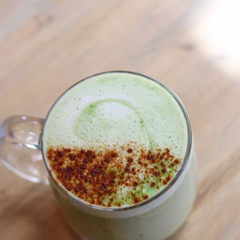 Forêt FLG - Pistachio matcha latte |  (ig: @alisa.eats.food) - Breakfast & Brunch Near Me - Flagstaff, Arizona