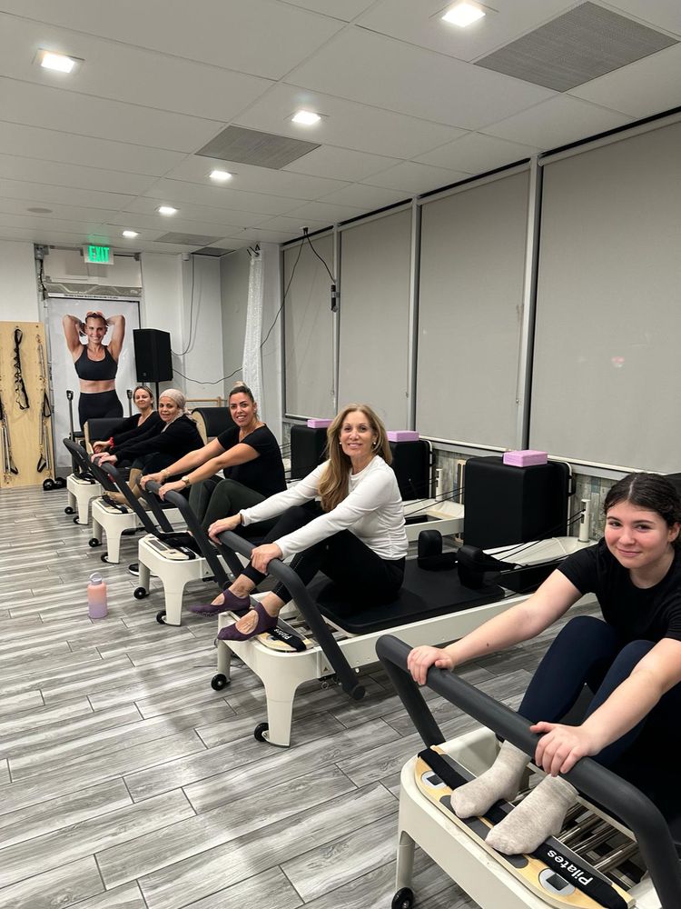 Sumatox Fitness Logo