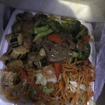 Great Wall Express 11 - a close up of a plate of food - Chinese Near Me - National City, California Great Wall Express 11 - a close up of a plate of food - Chinese Near Me - National City, California