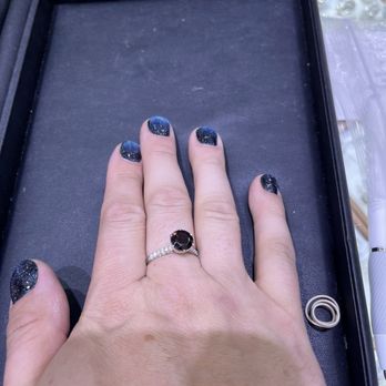 Ngoc Bich Jewelry - My divorce ring - Jewelry Near Me - Westminster, California Ngoc Bich Jewelry - My divorce ring - Jewelry Near Me - Westminster, California
