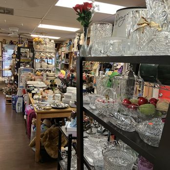 Pet Lovers Litas Thrift Boutique - Community Service/Non-Profit Near Me - Davie, Florida Pet Lovers Litas Thrift Boutique - Community Service/Non-Profit Near Me - Davie, Florida