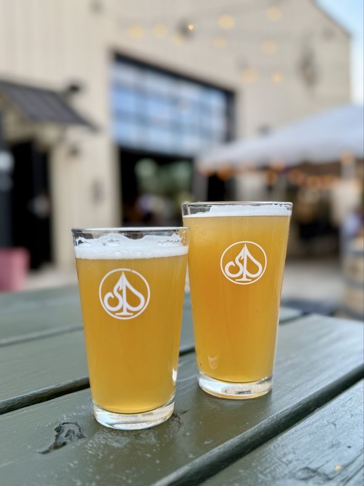 Food from Slow Play Brewing
