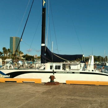 Makani Catamaran - Boating Near Me - Honolulu, Hawaii Makani Catamaran - Boating Near Me - Honolulu, Hawaii