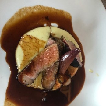 Violet - Thin slice steak on Robuchon potatoes with figs and shallots - New American Near Me - Seattle, Washington