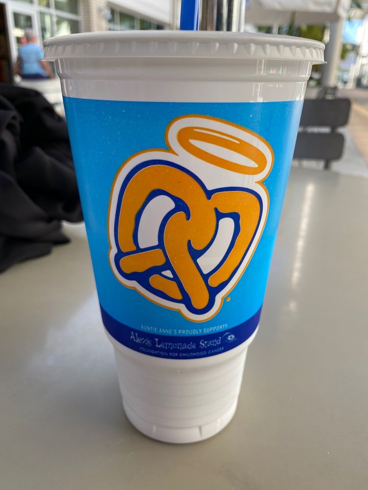 AUNTIE ANNE’S PRETZEL PERFECT 1700 W International Speedway Blvd