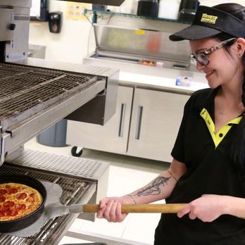 Hungry Howie's Pizza - Pizza made fresh to order - Sandwiches Near Me - Clarkston, Michigan Hungry Howie's Pizza - Pizza made fresh to order - Sandwiches Near Me - Clarkston, Michigan