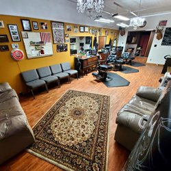 Men's Classic Cuts - Where the Men of Miami and the surrounding counties get pretty.
