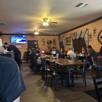 Guadalupe's - Cute place - Mexican Near Me - Azusa, California