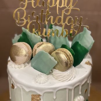Conti's Pastry Shoppe - The birthday cake that i ordered - Bakeries Near Me - Bronx, New York Conti's Pastry Shoppe - The birthday cake that i ordered - Bakeries Near Me - Bronx, New York