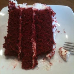 Dino's Cake & Coffee Co - Red velvet