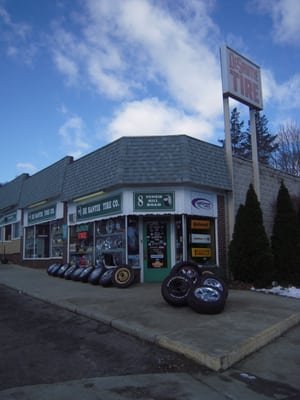 Desantie Tire Company 8 Tunxis Hill Rd Fairfield Ct Tire Dealers Mapquest