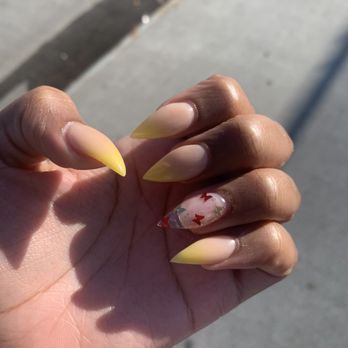 Lavish nail & spa - Nails - Nail Salons Near Me - The Bronx, New York