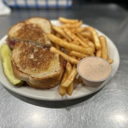 Cafe Arthur's - Reuben Sandwich and Breaded Fries