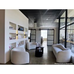 K. Rae Salon and Spa - Waiting area | #intenselypassionatephotography