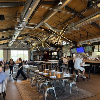 Culinary Dropout - Inside - New American Near Me - Tempe, Arizona